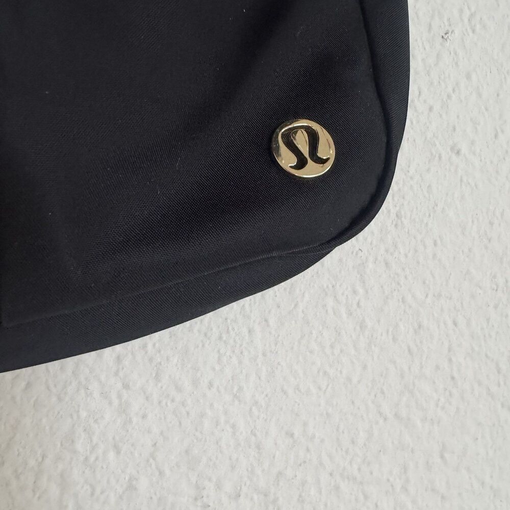 New Lululemon All Night Festival Micro Black Gold Athleisure Crossbody Belt Bag - Picture 5 of 15